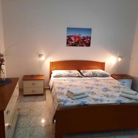 Ai Monachelli Bed & Breakfast Bolognetta Exterior photo